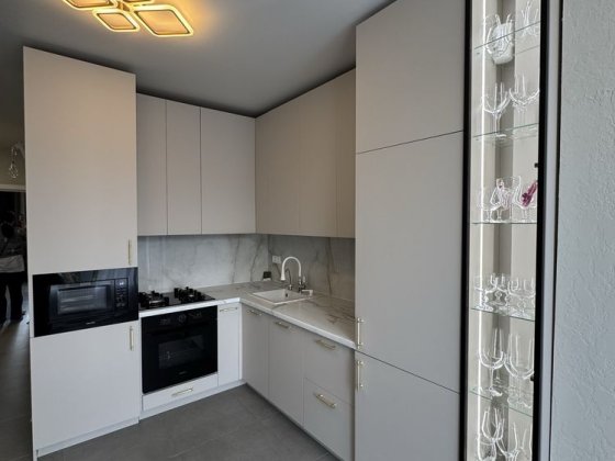 2к квартира з якісним ремонтом з видом на Центральний парк!