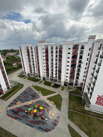 Продається велика одиничка в зданому будинку за вигідною ціною! - фото 1
