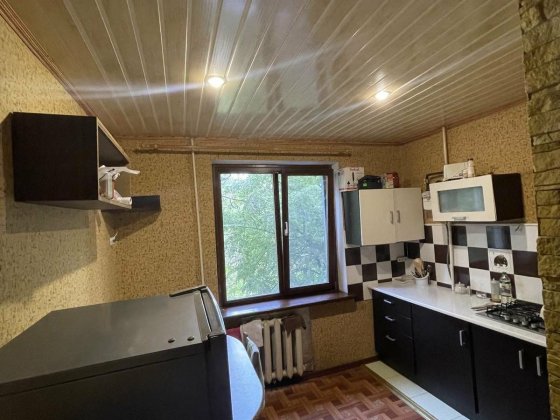 Продам 1к квартиру на Солнечном с мебелью и техникой Кривой Рог