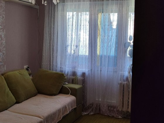 Продам 3-х кімнатну квартиру на 44- му кварталі Кривой Рог