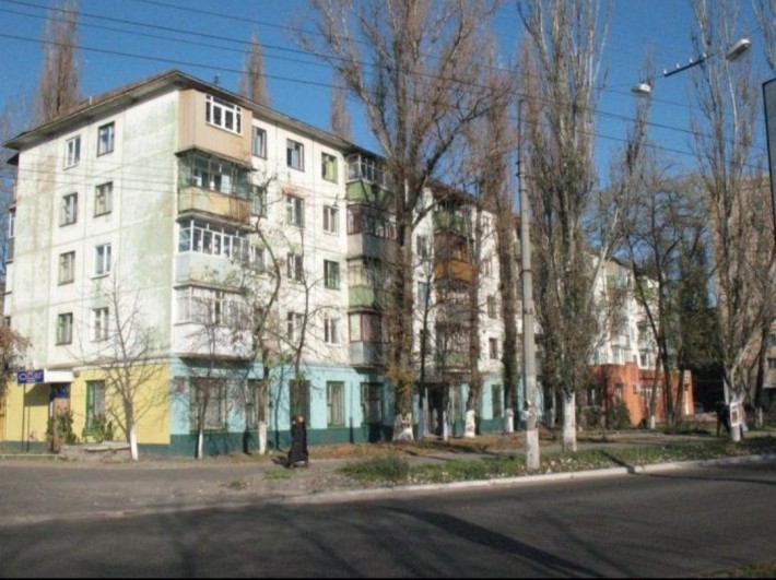 Продам в центре 2-х комнатную кварту - фото 1