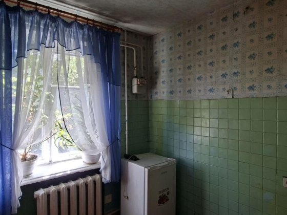 Нагірна частина!! 2х кімнатна на другому  поверсі. Кременчуг