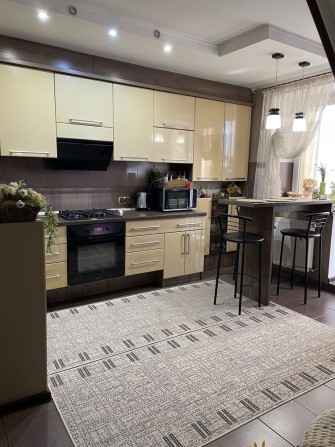 Продам двохкімнатну квартиру - фото 1