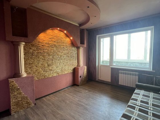 Продам 4 кімнатну квартиру по вулиці Співдружності 40 Кривой Рог