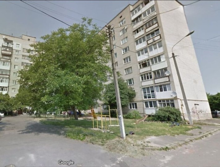Продаж 4 кімнатної квартири в центрі - фото 1