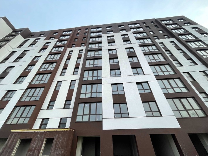 Продаж готової 3кім.квартири в ЖК поруч з Парком і Озером. 2 поверх! - фото 1