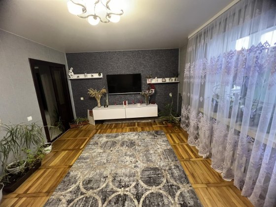 Продаж 4-х кімнатної квартири Луцк