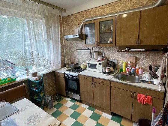 Продам 3-х кім., 2/9, вул. Небесної сотні 55, центр Кременчуг