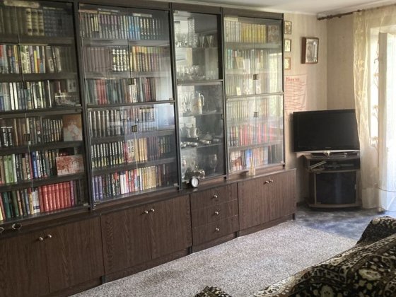 Продається 3-кімнатна квартира на проспекті Поштовому Кривой Рог