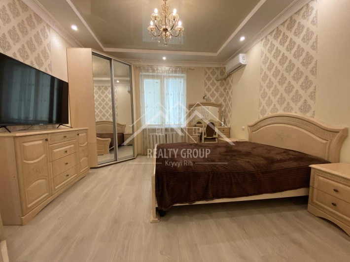 Продаж 3-кімнатної квартири в центрі — заїжджай і живи (95 квартал) - фото 1