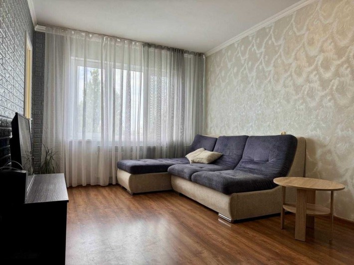 Продам 3-кімнатну утеплену квартиру з ремонтом біля 12 школи - фото 1