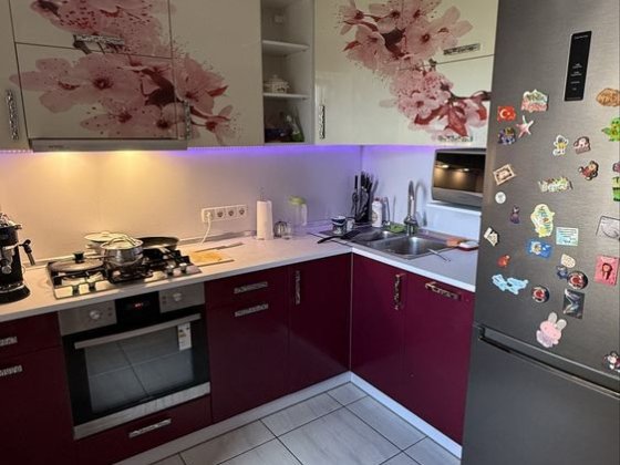 Продаж 3 кімнатноі квартири з ремонтом на Алмазному Полтава