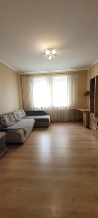 Продам 2х кімнатну квартиру в центрі Готову до проживання. - фото 1