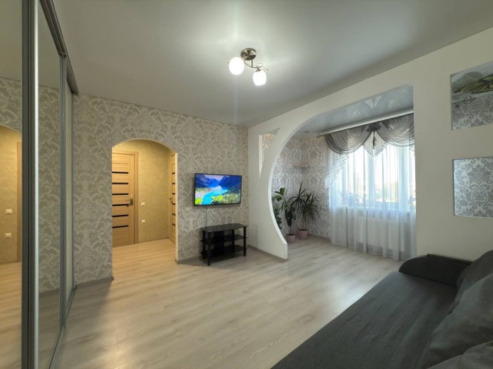 Продається однокімнатна квартира проспект Свободи - фото 1