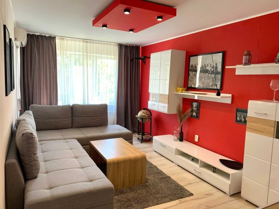 Продам двохкімнатну квартиру з сучасним ремонтом на соц місті Кривой Рог