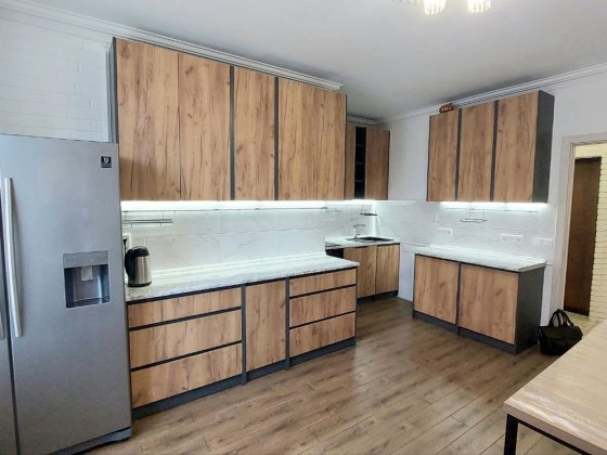 Продаж 3К квартири з ремонтом і меблями за адресою вул. Дмитрівська, 60/19 Шевченківський район Київ