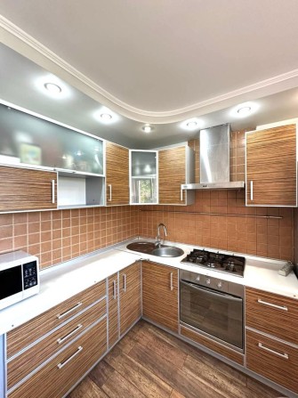 Продам 2-кімнатну чешку на проспекті Незалежності (біля ТЦ «МАЙДАН») - фото 1