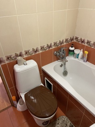 Продаю 2-х кімнатну квартиру в центрі - фото 1