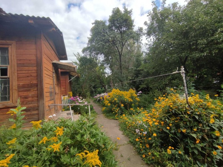 y Продається 2-кімнатна квартира на землі в районі ЖД вокзалу - фото 1