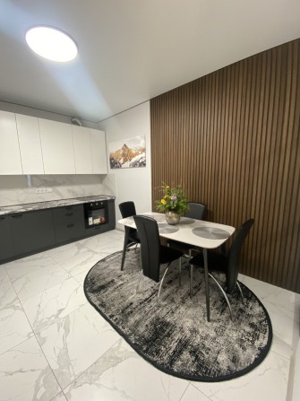 Продаж  Нової Чудової квартири - фото 1