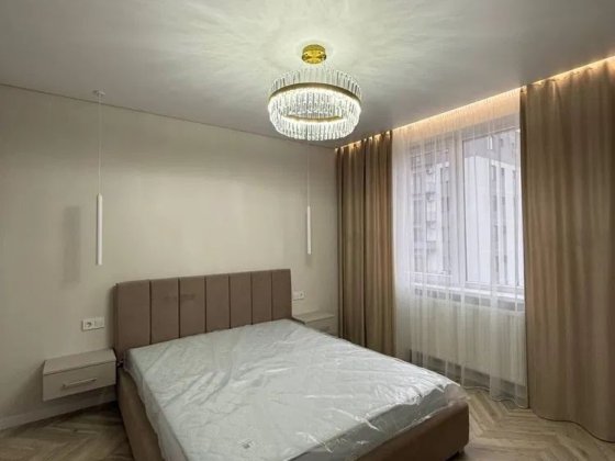 Продаж просторої квартири ЖК Радіщева | Набережна Ужгород