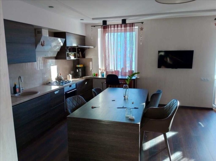 Продаж 4к квартири. 140 м². Євроремонт. Новобудова. №8599 - фото 1