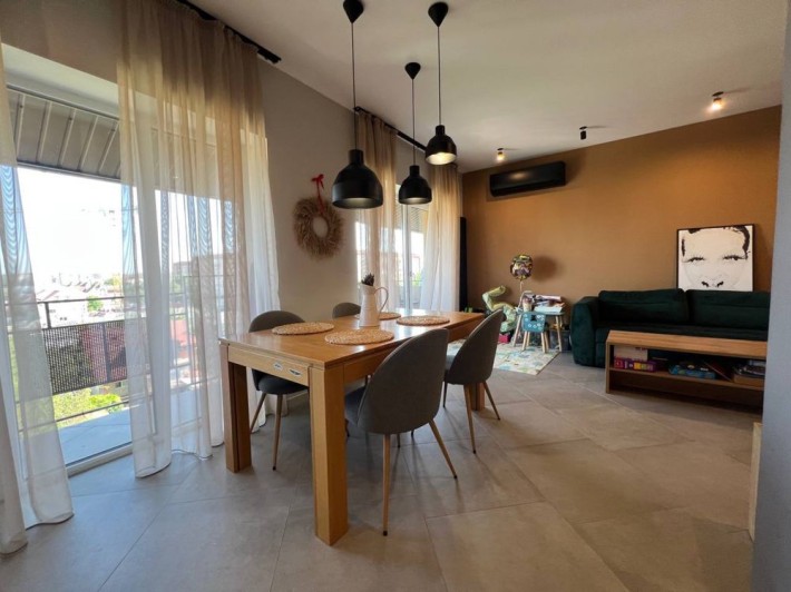 Продаж просторої 1,5 кімнатної район Боздош - фото 1