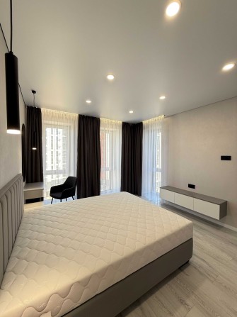 Продам 2-кімнатну квартиру з якісним ремонтом в новобудові - фото 1