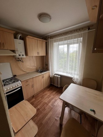 Продам трикімнатну квартиру на Богоявленській 6 - фото 1