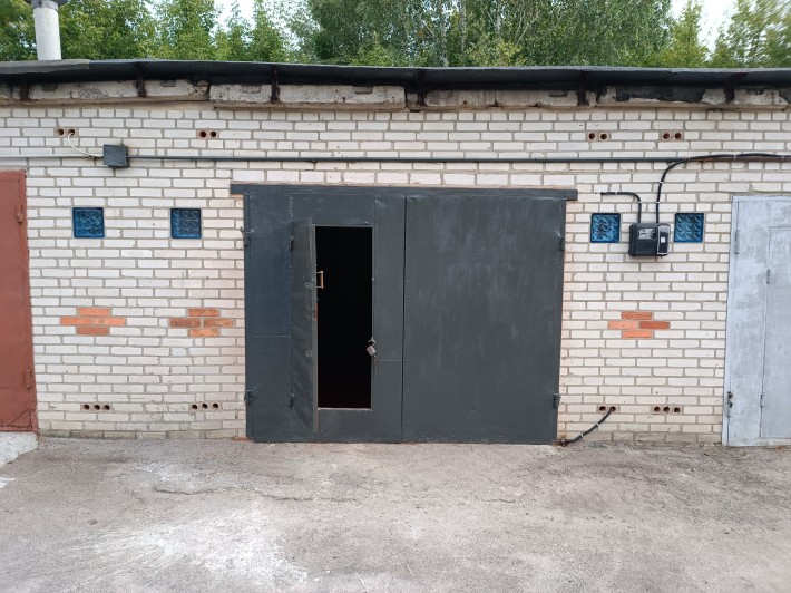 Продаж капітальний гараж коператив "Каменка", Богунія. На ДВА авто 10х3,7. Електро зарядка авто - фото 1