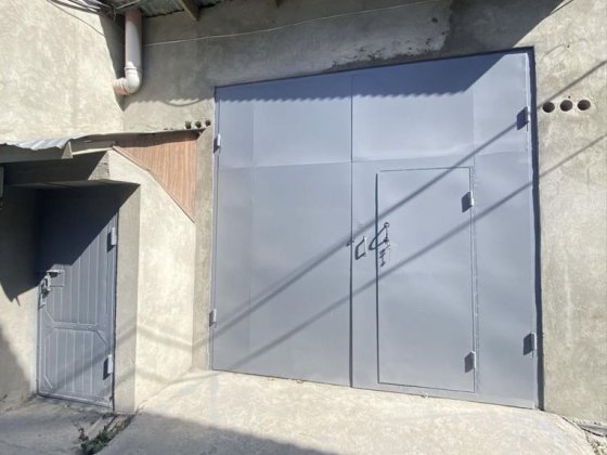 Гараж з подвало в дуже зручному місці Кам'янець-Подільський