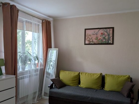 Продам 2-х кім н атну кв артиру в хорошому районі міста. Ужгород