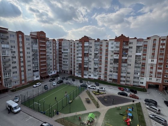 1км продаж  центр вул Гайова Тернополь