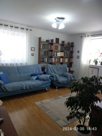 Продам 3 кімнатну з А/О в центрі міста - фото 1