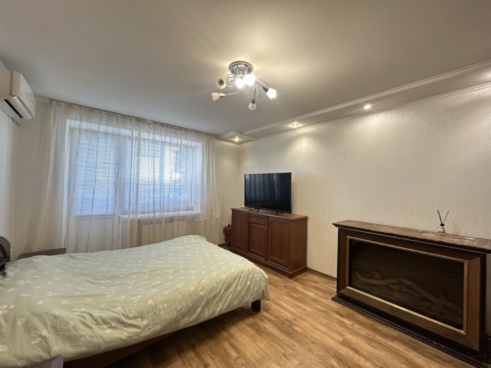 Продаж 1-кімнатної квартири в центральному районі міста - фото 1