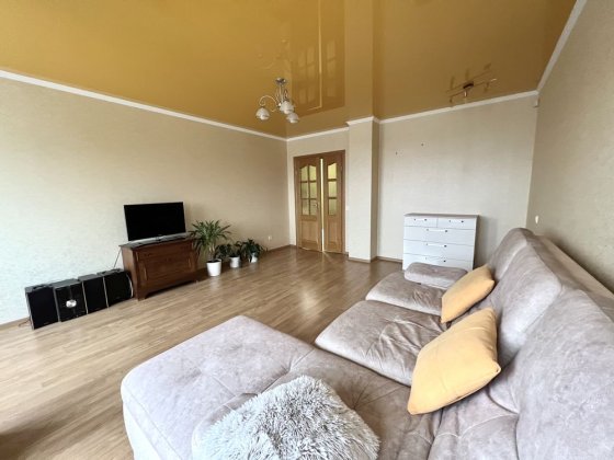 Продаж 2-кімнатної квартири з видом на озеро Тернопіль