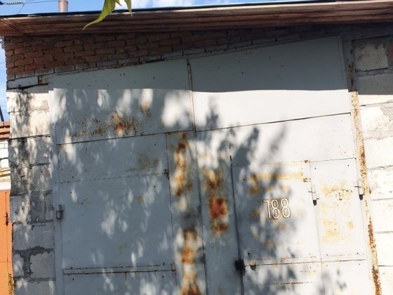 Гараж , Вишнёвое , большой Вишневе