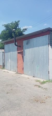 Продаётся гараж хороший или здам в аренду  под СТО - фото 1