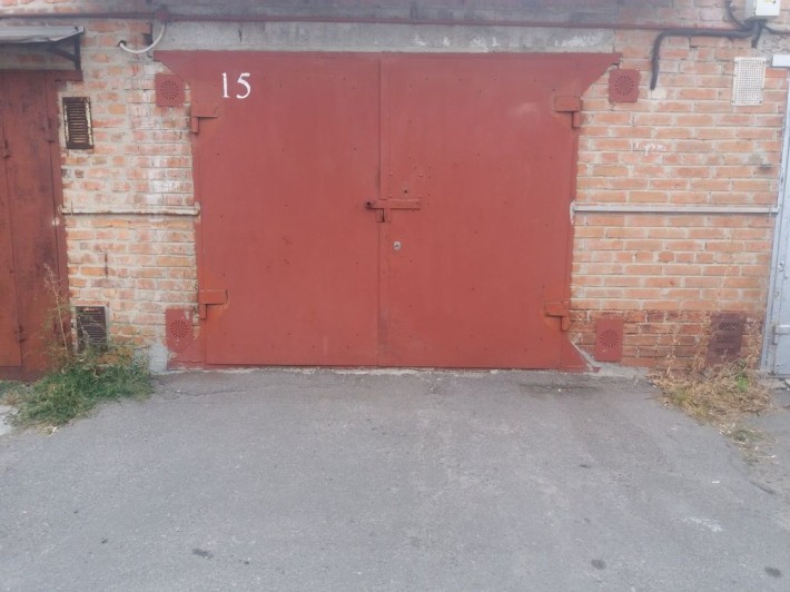 Продам гараж  с ямой - фото 1