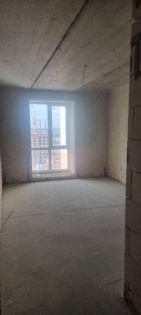 2 кім. 83 м2 46 500 $ вул. Г. Чорнобилів - фото 1