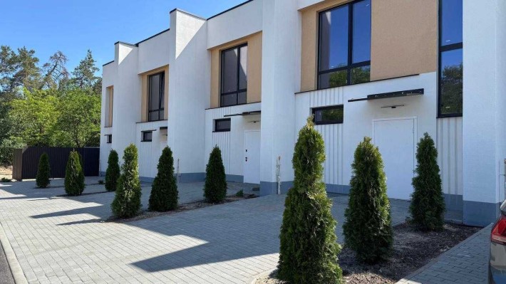 Продається сучасна квартира з гаражем у Соснівці. Ілона - фото 1
