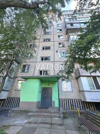 Продаж 3 кімнатної квартири з ремонтом Лісний масив. вул. О.Левицького - фото 1