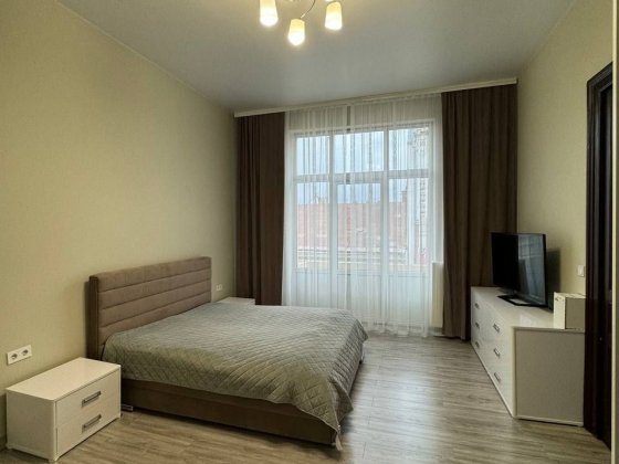 3-х кімнатна квартира в австрійському будинку центр міста вул.Франка Чернівці