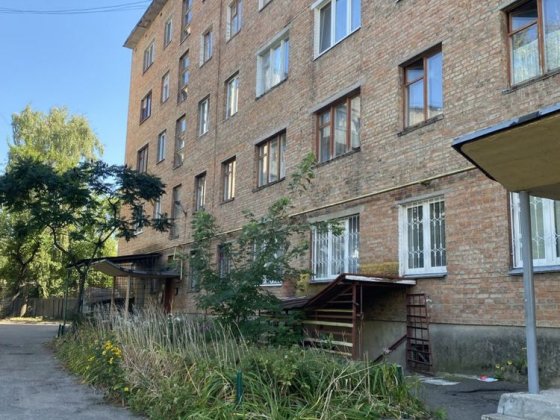 Ексклюзивна продаж затишної 2-кімнатної квартири в районі Астри Черкаси