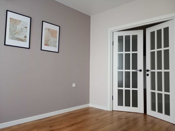 Продаж 2 кімн. квартири (євродвушка) ЖК "Лісовий". ТРЦ "Hollywood" Чернигов