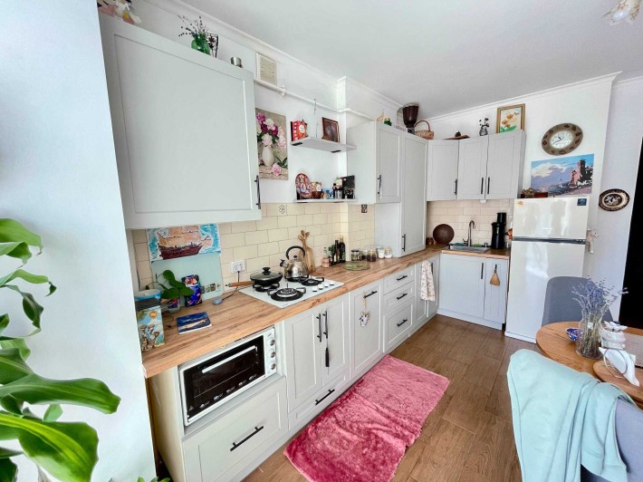 Жк Казка 1к З Ремонтом 42.1 м² Академіка Лебедєва, 1 Феофанія Теремки - фото 1