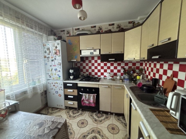 Продаж 2 кім ., Старобілоуська - фото 1
