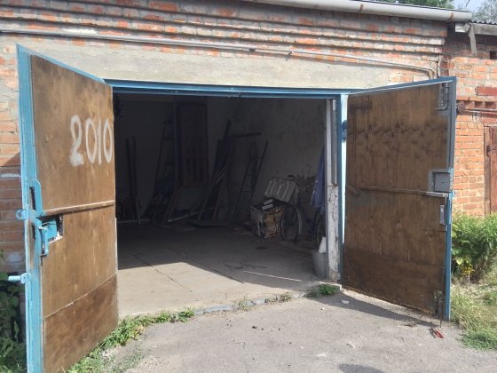 Гараж капітальний з підвалом, оглядовою ямою, бетонним перекриттям Полтава