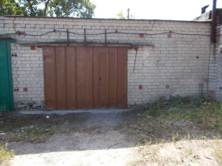 Продам гараж + 2  кімнати 36 м2 АК 19 вул Тероборони Гагаріна Чернігів - фото 1