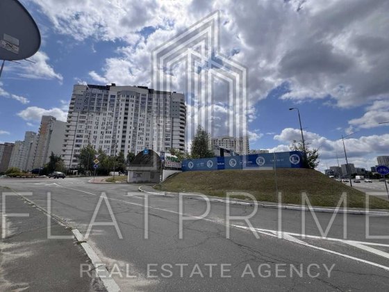 Продаж паркомісць Осокорки, Позняки, проспект Бажана Київ